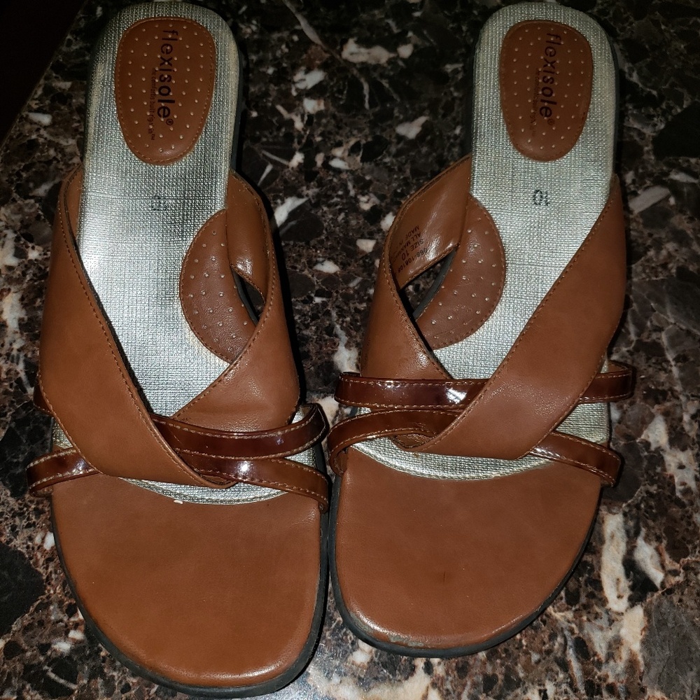 Ladies Flexisole slip ons sz 10